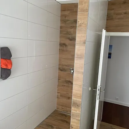 Tollenseheim Apartment